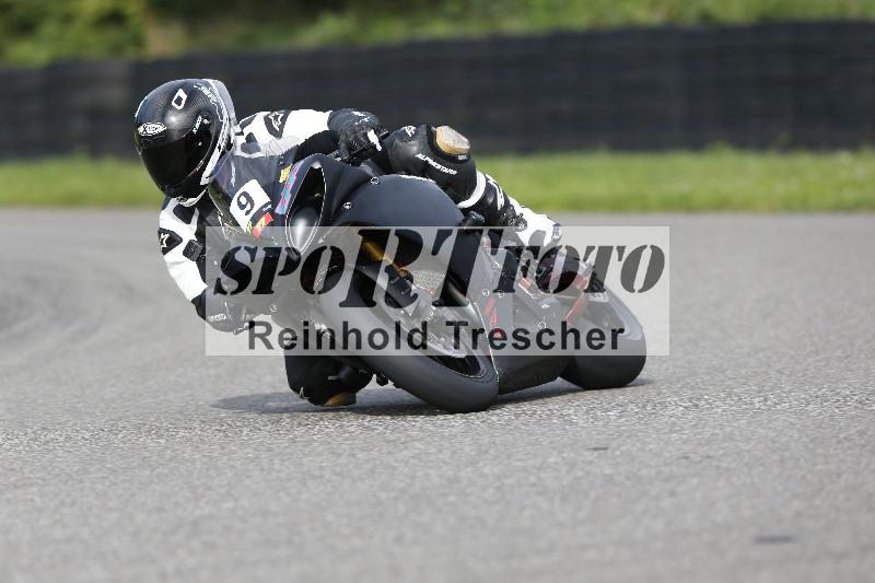 Archiv-2025/53 16.09.2025 Track Day Domi Aegerter ADR/Gruppe rot/9